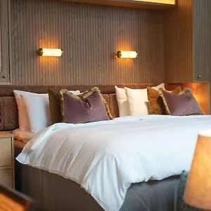 ***** Hotell Jacy'z & Sverige
