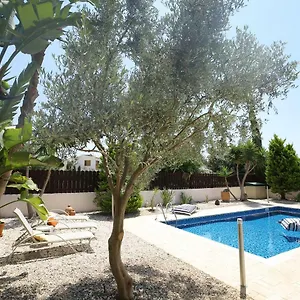Holiday home Unique Luxurious, Ayia Napa