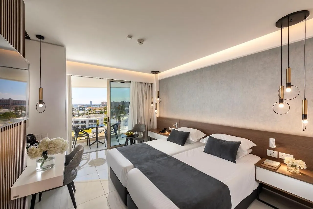 איה נאפה Pavlo Napa Beach Hotel  איה נאפה